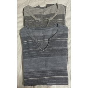 Lot Of 2 Structure Men's Size X-Large Slim Fit V-Neck‎ T-Shirts